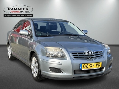 Toyota Avensis Benzine