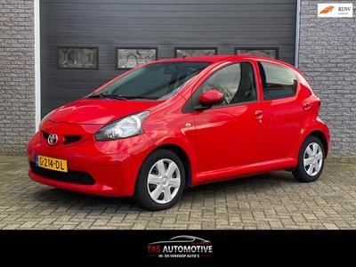 Toyota Aygo 1.0-12V 5-deurs AIRCO / EL.RAMEN / NIEUWE APK!