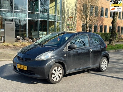 Toyota Aygo 1.0-12V