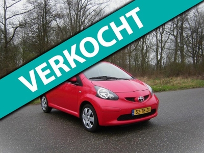 Toyota Aygo 1.0-12V + . AUTOMAAT . Elec ramen . Centrale