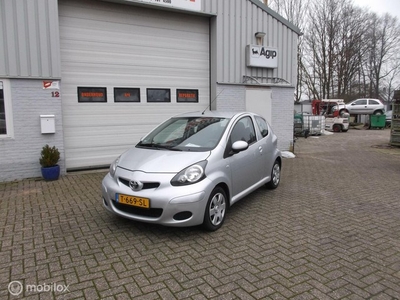 Toyota Aygo 1.0-12V AUTOMAAT radio-cd airco lange apk!!!