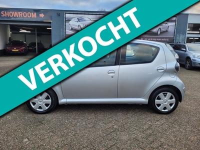 Toyota Aygo 1.0-12V Comfort Navigator 5-deurs Automaat - 1e Eigenaar - Airco - Elektrisch pakket