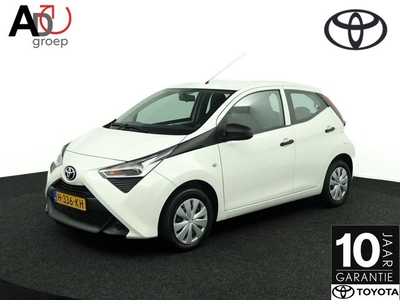 Toyota Aygo 1.0 VVT-i x-fun Navigatie Airco Bluetooth