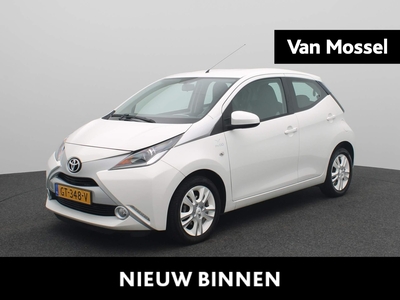 TOYOTA AYGO 1.0 VVT-i x-pure Airco | Achteruitrijcamera | Cruise Control | Bluetooth telefoonvoorbereiding | lichtmetalen velgen 15