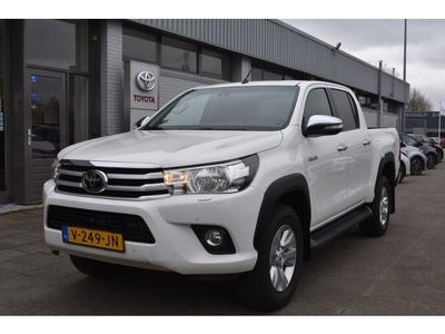 Toyota Hilux 2.4 D-4D-F Double Cab Professional Automaat