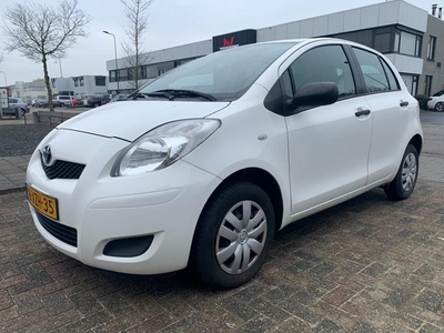 Toyota Yaris 1.0 VVTi Acces APK Gek. 03-2025