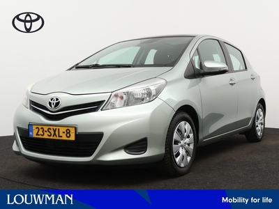 TOYOTA YARIS 1.3 VVT-i Aspiration | Bluetooth | Cruise controle | Panoramadak |