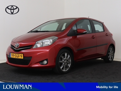 TOYOTA YARIS 1.3 VVT-i Dynamic I Navigatie I Climate Control I Cruise Control I Camera I 2e Eigenaar I Volledig Dealer Onderhouden I Keyless Entry/Start I