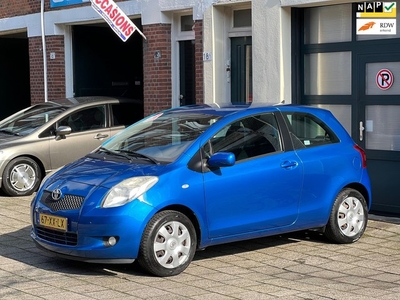 Toyota Yaris 1.3 VVTi Sol-airco-elek ramen