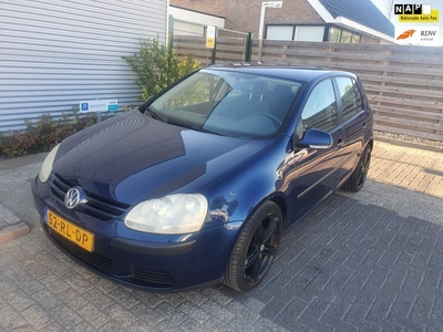 Volkswagen Golf 1.4 FSI Businessline 5-deurs Airco Bj.:2005 NAP!