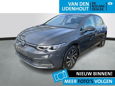 VOLKSWAGEN GOLF 1.4 TSI eHybrid 204pk PHEV Style / Travel Assist / Navigatie / Massage /