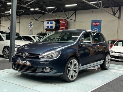 Volkswagen Golf Benzine