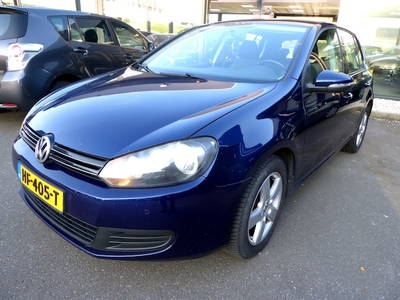 Volkswagen Golf Benzine