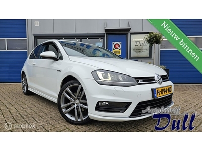 Volkswagen Golf Benzine