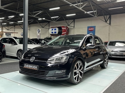 Volkswagen Golf Benzine