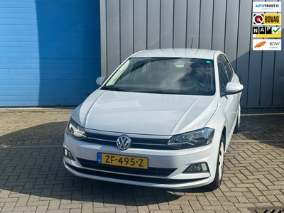 Volkswagen Polo 1.0 TSI Comfortline Navi//Apple Carplay 1