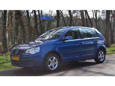 Volkswagen Polo 1.2 Optive 5-deurs Airco, CV, LMV