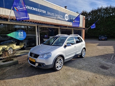 Volkswagen Polo 1.4-16V Cross