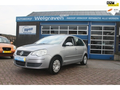 Volkswagen Polo 1.4-16V Optive 5drs automaat izgstaat