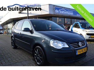 Volkswagen Polo 1.4-16V Sportline (bj 2005)