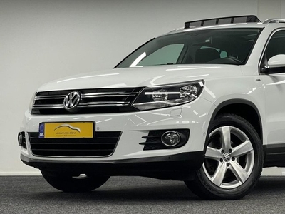 Volkswagen Tiguan 1.4 TSI Sport&Style*Panodak*Trekhaak*Navi*Bluetooth*