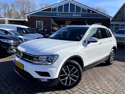 Volkswagen Tiguan 1.5 TSI Business Pano-dak, Trekhaak