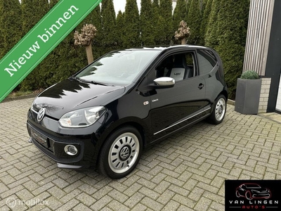 Volkswagen Up! 1.0 BLACK UP! 75Pk BOMVOL! AircoCruiseApk?