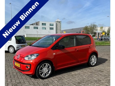 Volkswagen up! 1.0 groove up! BlueMotion Dealeronderhouden