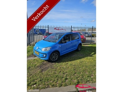 Volkswagen Up! 1.0 high up! BlueMotion veel luxe panorama