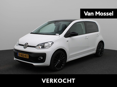 VOLKSWAGEN UP! 1.0 R-Line 65 PK | Gereserveerd | Stoelverwarming | Parkeersensoren | Bluetooth | Fabrieksgarantie | Achteruit Rij Camera | 17'' Lichtmetalen Velgen | Verlichting Automatisch |