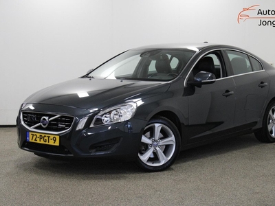 Volvo S60 1.6 T4 Momentum Leer|Cruise|Navi|Stoelverw.