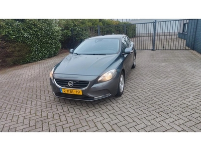 Volvo V40 1.6 D2 Pano camera NW Distributieriem (bj 2013)