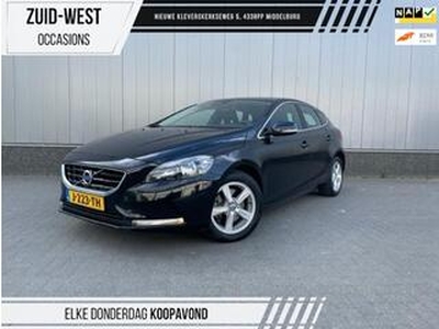 Volvo V40 1.6 T3 Momentum Clima Cruise 107262KM