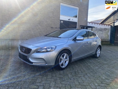 Volvo V40 2.0 D4 Summum Panodak Leer m. 2015 256.000km BTW