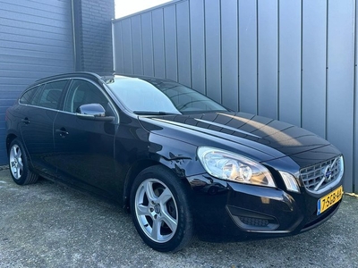 Volvo V60 1.6 D2 R-Design NWE APK (bj 2012)