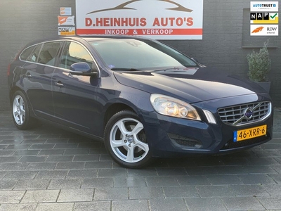 Volvo V60 1.6 T3 Momentum *AUTOMAAT* 149.665KM N.A.P.