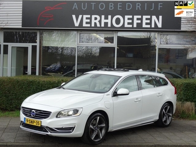 Volvo V60 2.4 D6 AWD Plug-In Hybrid - PANORAMADAK - BLISS -