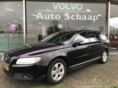 Volvo V70 2.5T 200 pk Rijklaar incl garantie 1e