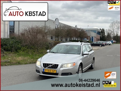 Volvo V70 2.5T MOMENTUM AUTOMAAT XENON/LEDER/CLIMA!