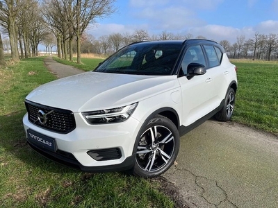 Volvo XC40 1.5 T5 Twin Engine R-Design Alle opties Pilot