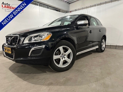 Volvo XC60 2.0 D3 136pk R-Design Aut. Trekhaak (1600kg)/ Elektr. A.Klep / ECC / PDC / NAVI Goed onderhouden nette Volvo XC60 R-Design