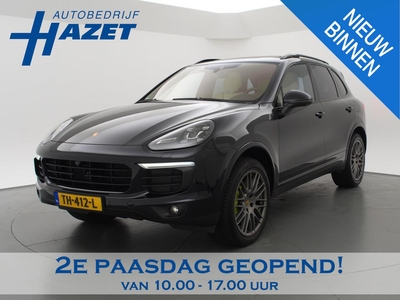 Porsche CAYENNE 3.0 S E-HYBRID + ADAPTIVE CRUISE / LUCHTVERING / PANORAMA / CARPLAY / CAMERA