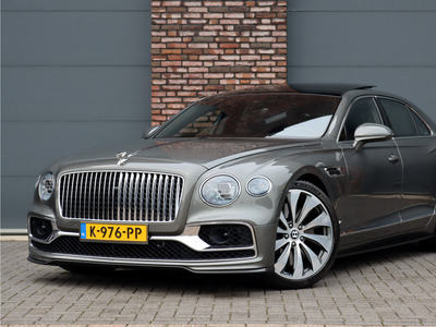 BENTLEY FLYING SPUR 6.0 W12 S First Edition Aut8, Luchtvering, Achterasbesturing, Rotating Display, Carbon, Koelbox, Schuif-/kanteldak, Stoelverwarming-/ventilatie V+A, Massage, Memory, Surround Camera, Adaptive Cruise Control, Bang&Olufsen,