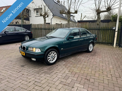 BMW 3-serie 316i Edition E36 Nieuwe APK Automaat Airco Elektrische Ramen Youngtimer