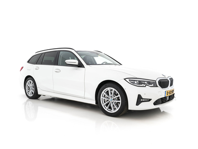 BMW 3-SERIE Touring 330e (INCL-BTW) *VERNASCA-VOLLEDER | NAVI-FULLMAP | VIRTUAL-COCKPIT | FULL-LED | DAB | ECC | PDC | ADAPTIVE-CRUISE | SPORT-SEATS | 17