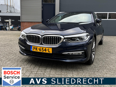 BMW 5-SERIE 530i High Executive / 18 inch / Achteruitrijcamera