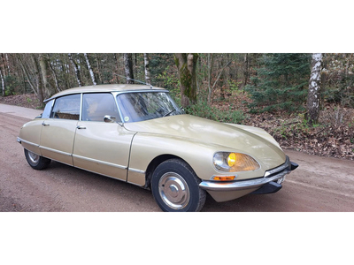 Citroën ds 21 Pallas injectie half automaat