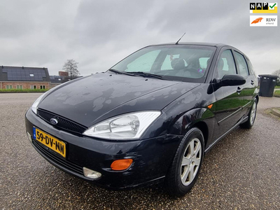 Ford Focus 1.4-16V Trend/RIJD REM SCHAKEL ZEER GOED/NAP/APK 2-2025/AIRCO /INRUIL MOG !!!