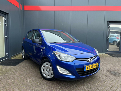 Hyundai i20 1.2i First Edition | Metallic |