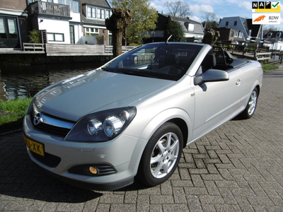 Opel Astra TwinTop 1.8 Enjoy 140pk Cabrio Airco Historie